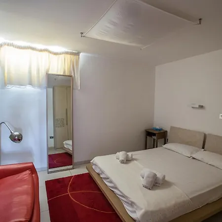 5 Star For Rent In Cyprus, 1225 *