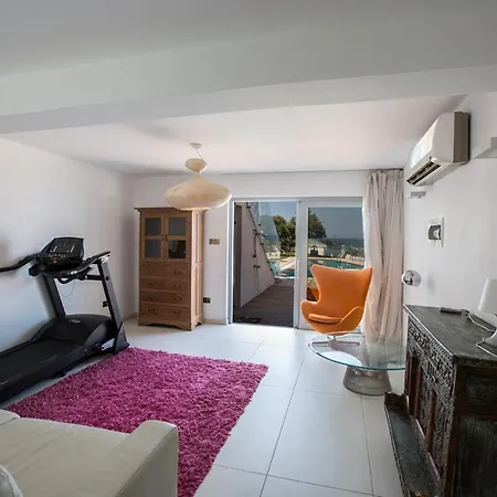 5 Star For Rent In Cyprus, 1225 别墅