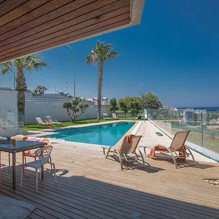 5 Star For Rent In Cyprus, 1225 Βίλα