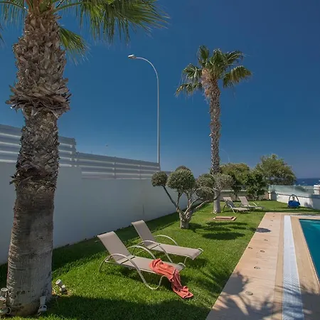 5 Star For Rent In Cyprus, 1225 Βίλα