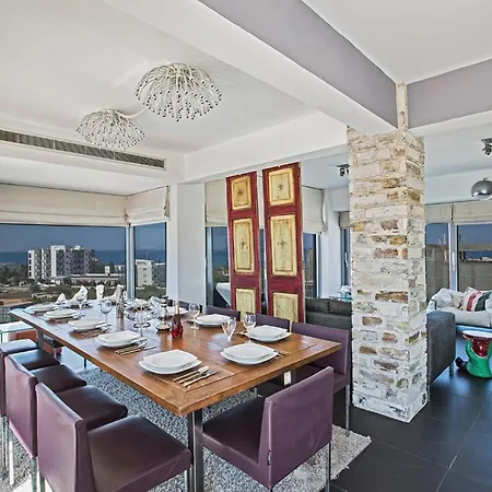 5 Star For Rent In Cyprus, 1225 Βίλα